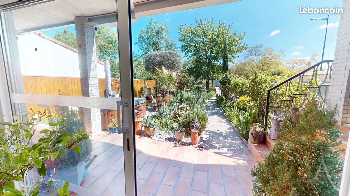 Maison 9 pièces 290 m² · à Portet-sur-Garonne · 290 m² · 892 500 €