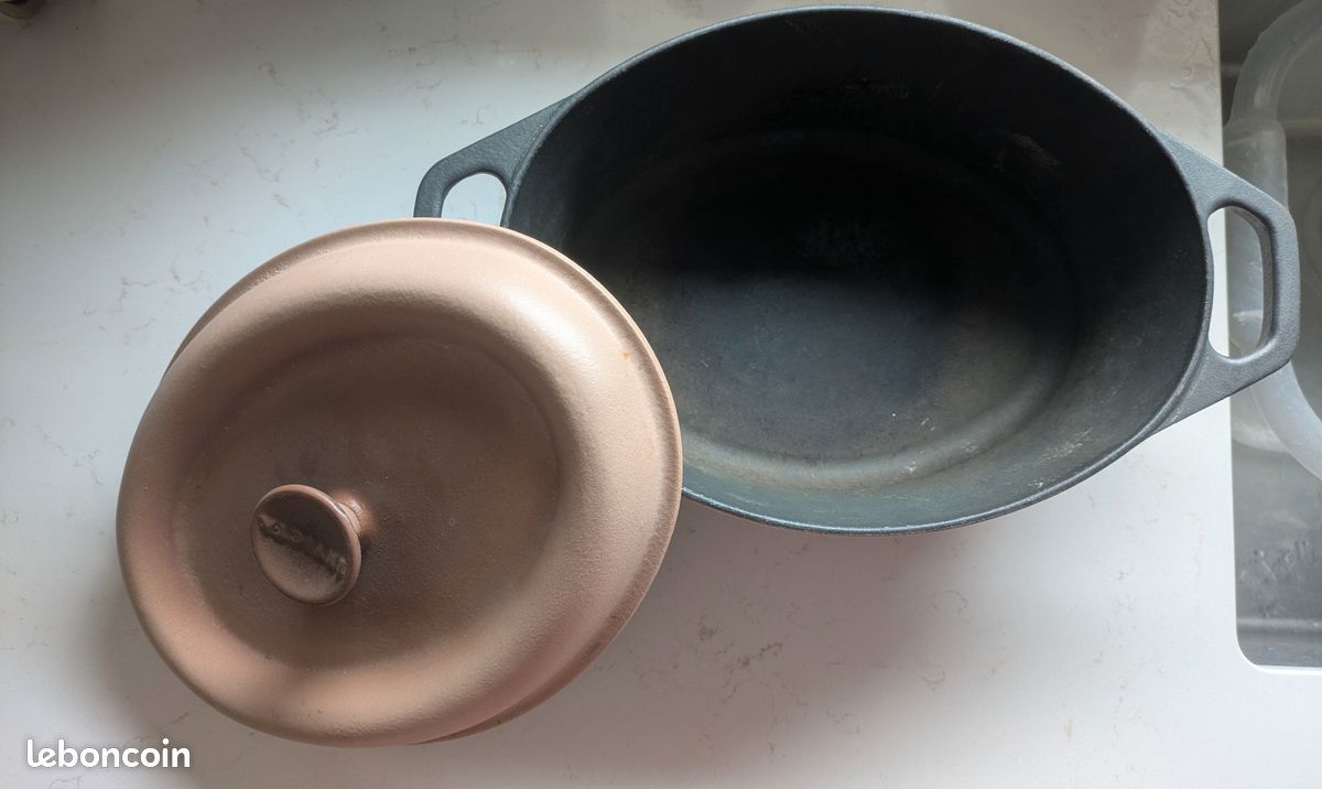 Cocotte en fonte (image 2)