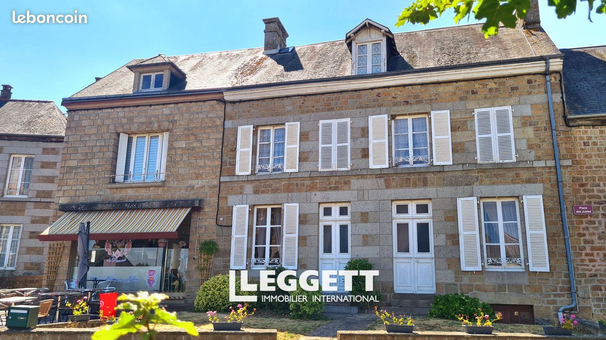 Maison 12 pièces 347 m² · à Passais Villages · 347 m² · 209 500 €