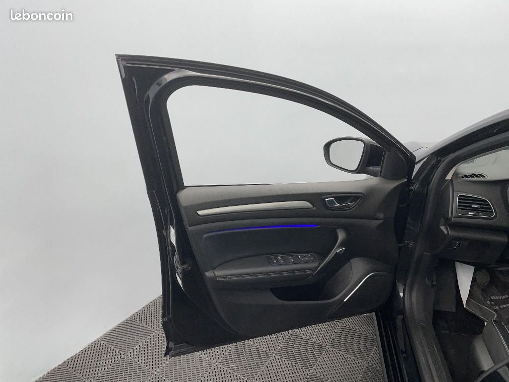 Renault Mégane Estate IV dCi 130 Energy Intens (image 19)