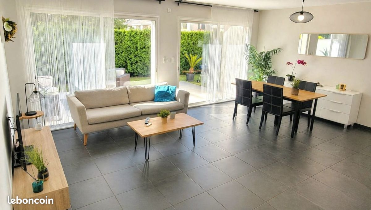 Maison 5 pièces 107 m² · à Franqueville-Saint-Pierre · 107 m² · 293 000 €
