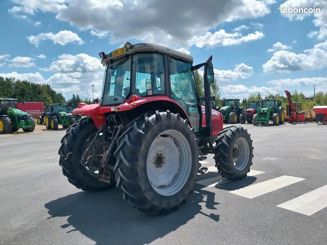 Massey Ferguson 6445 DYNA6 - Tracteurs