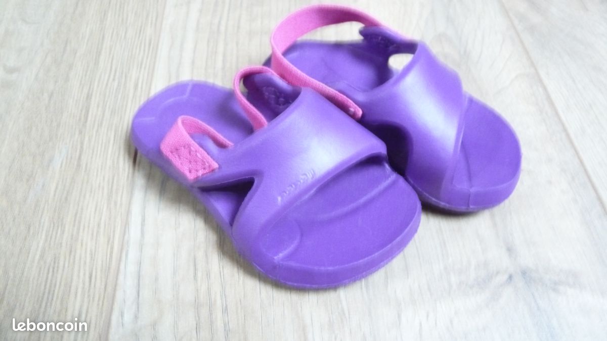 Sandale DECATHLON 15 NEUF (petitelouise16) (image 1)