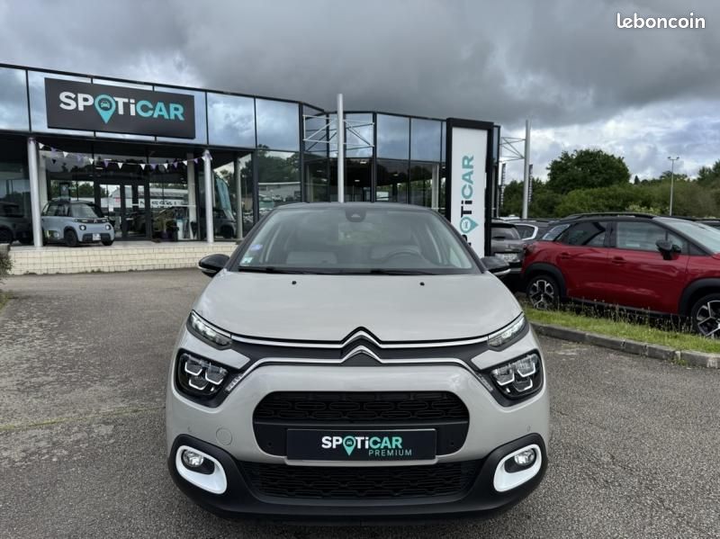 Citroen C3 1.2 PureTech 110 Saint James / GPS + CAMERA / GARANTIE 12 MOIS (image 2)