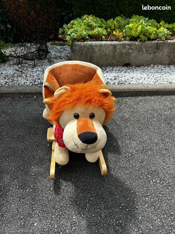 Lion a bascule pour bébés (image 2)