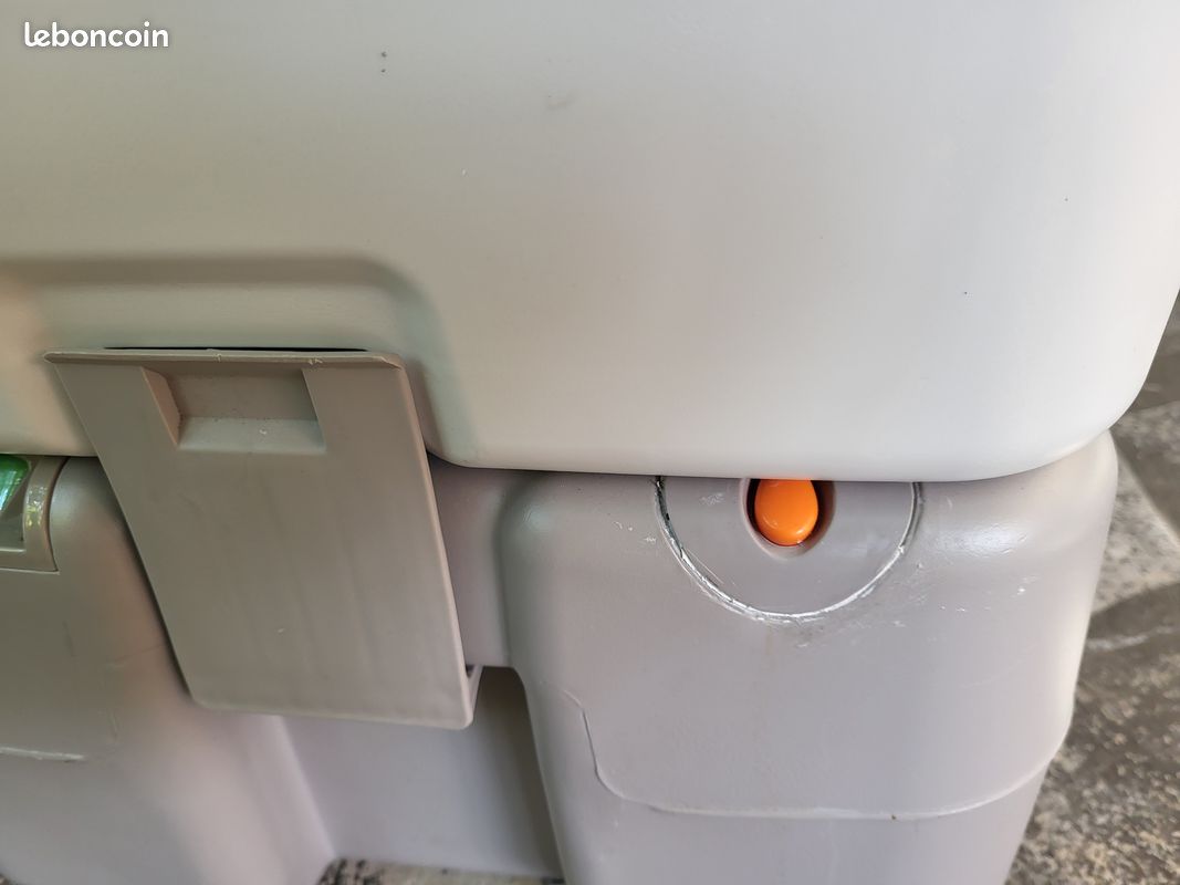 Wc chimique portable marque midland (image 5)