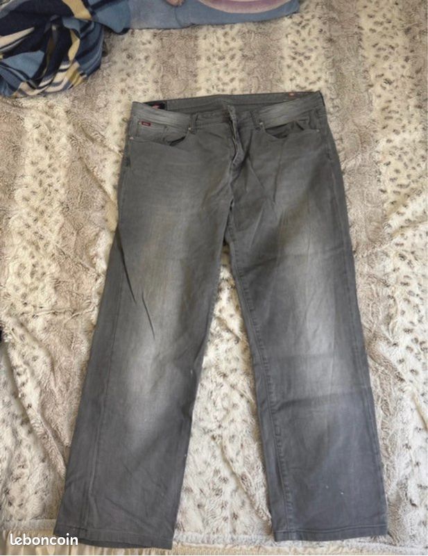 Lot jean plusieurs taille (image 4)