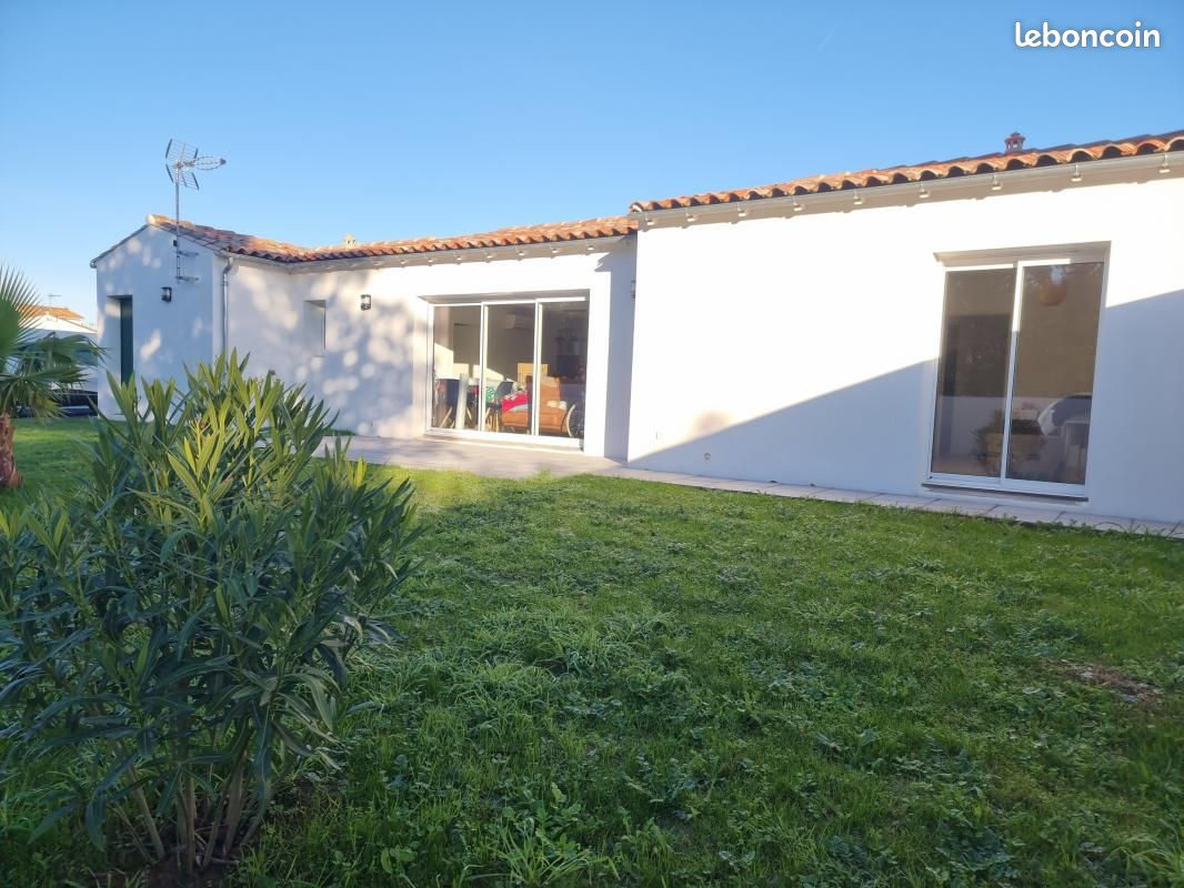 Maison 4 pièces 101 m² · à Rivedoux-Plage · 101 m² · 2 120 €/mois