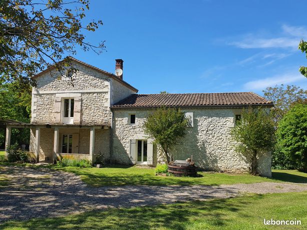 Propriété 9 pièces 235 m²