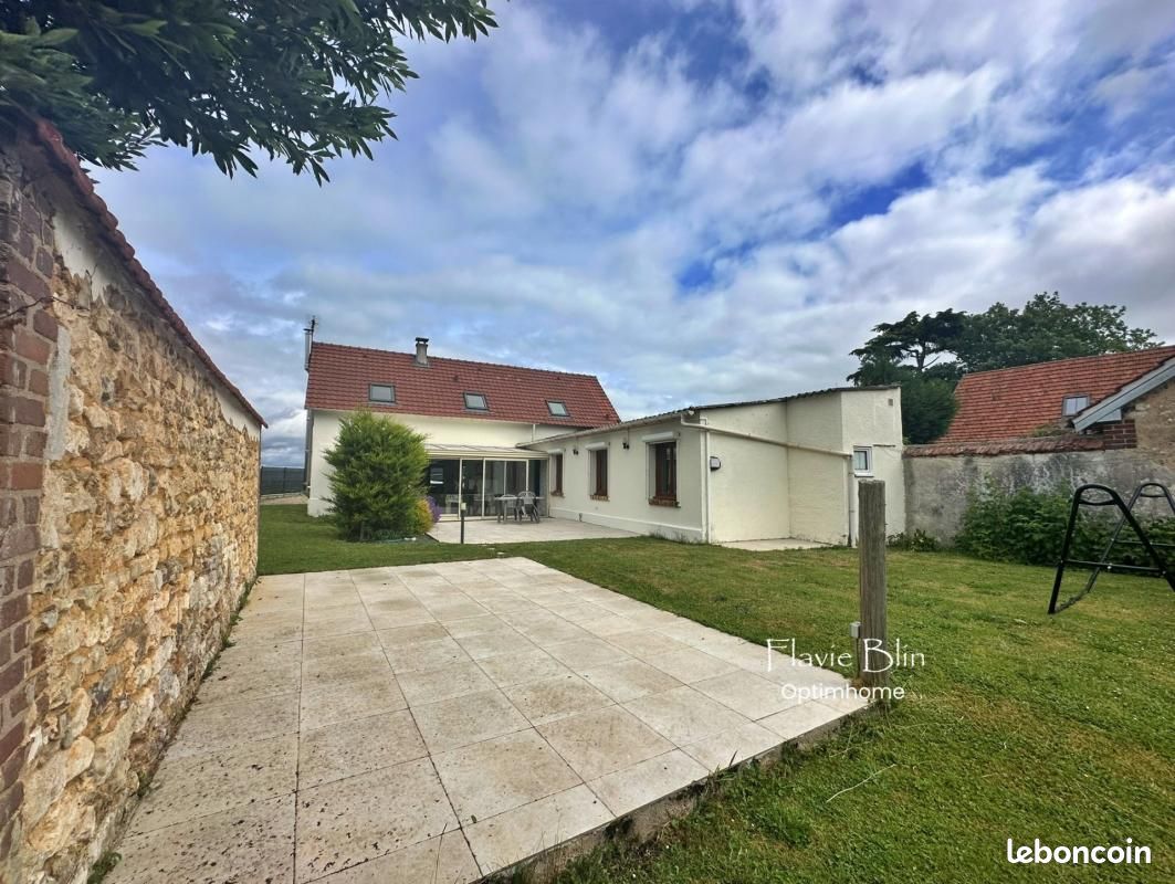 Maison 6 pièces 144 m² · à Amfreville-sur-Iton · 144 m² · 229 000 €