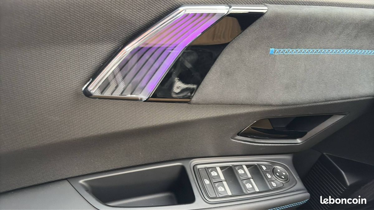 RENAULT CLIO esprit Alpine full hybrid E-Tech 160 (image 17)