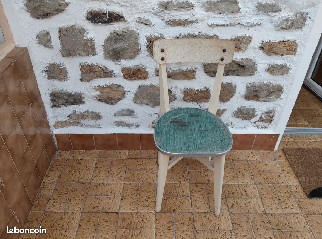 Chaise efji ancienne (image 2)