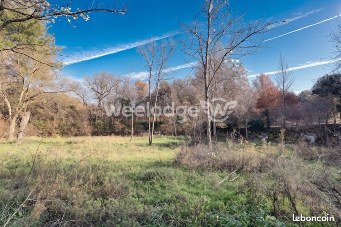 Terrain 875 m² Jouques