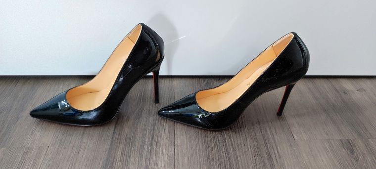 Christian Louboutin Chaussures Femme 1200557 cm47 Escarpins à bout