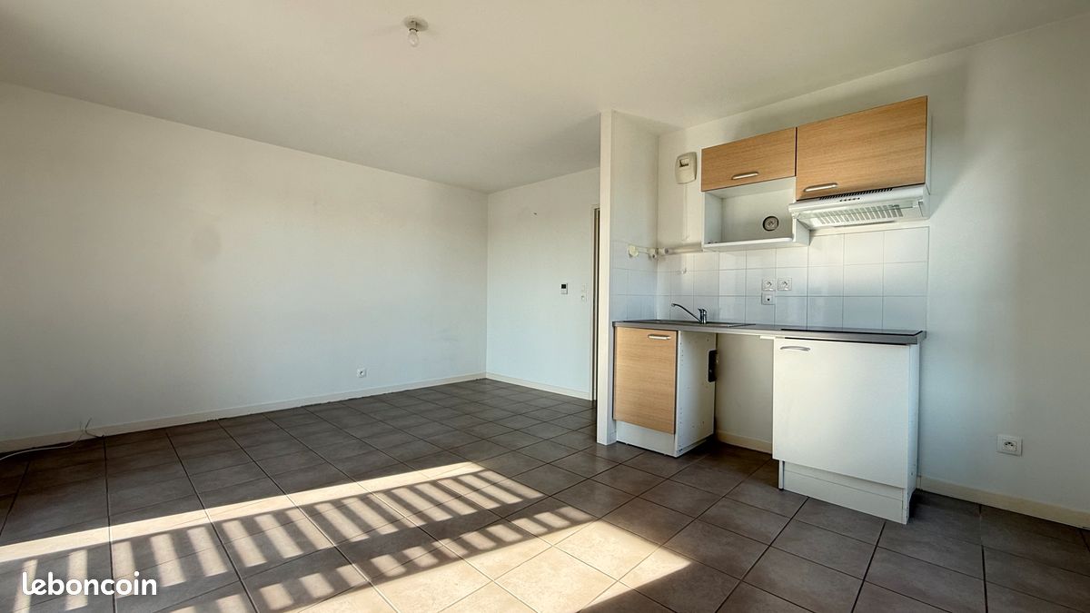 Appartement 2 pièces 45 m² · à Saint-Nazaire · 45 m² · 780 €