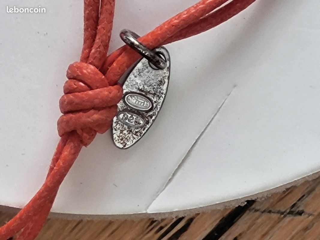 Bracelet métal argenté avec boîtier et sac (image 2)