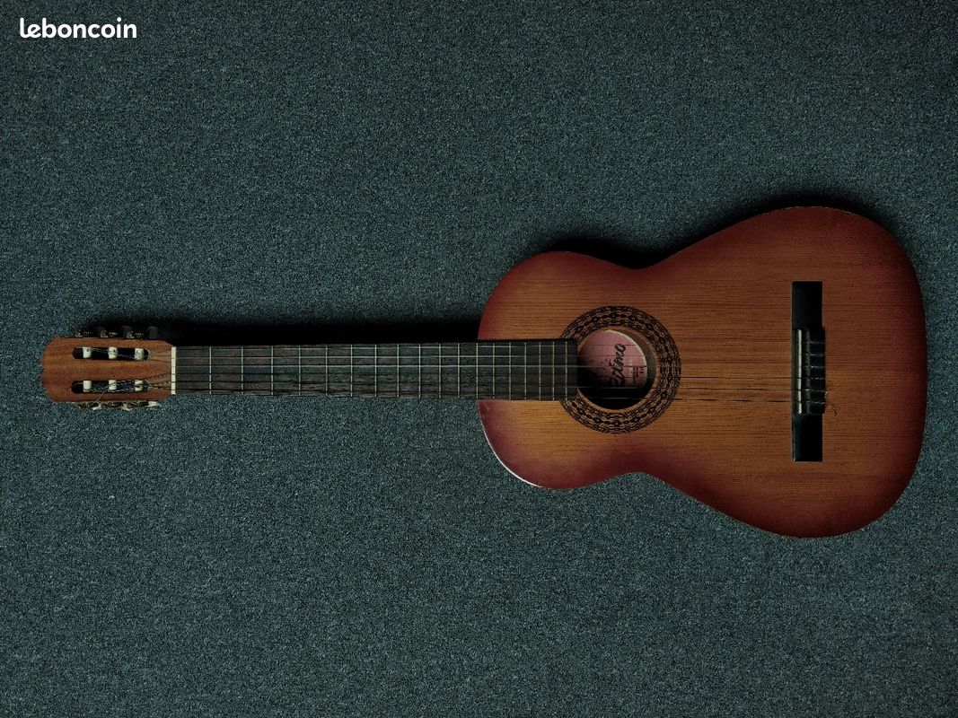 Guitare classique RITMO (image 1)