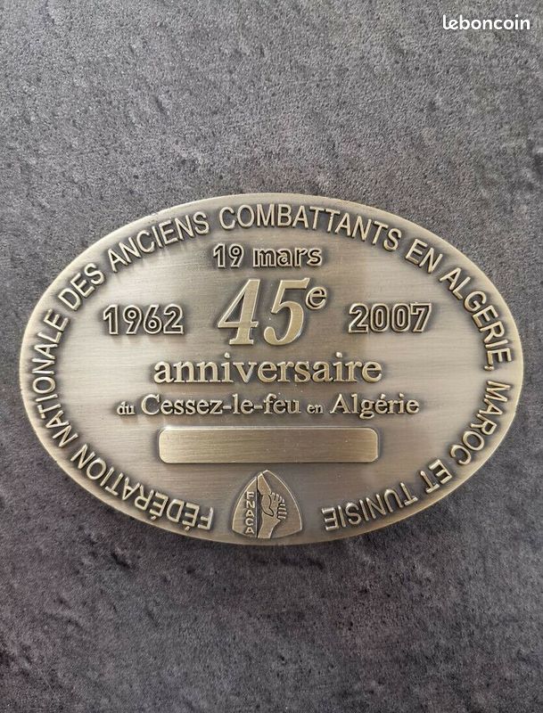 MEDAILLE FNACA FEDERATION NATIONALE DES ANCIENS COMBATTANTS EN ALGERIE 45e ANNIVERSAIRE CESSEZ LE FE (image 2)