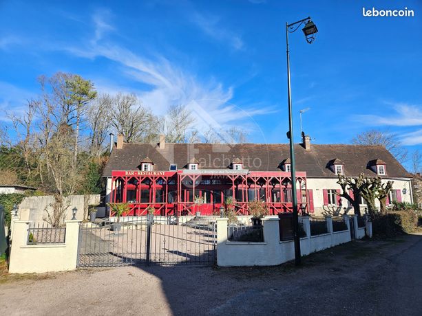 Propriété 12 pièces 230 m²