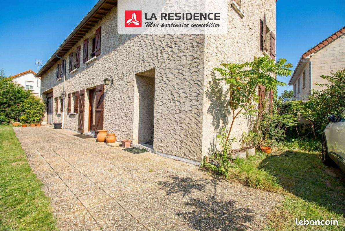 Maison 5 pièces 140 m² · à Carrières-sous-Poissy · 140 m² · 367 500 €