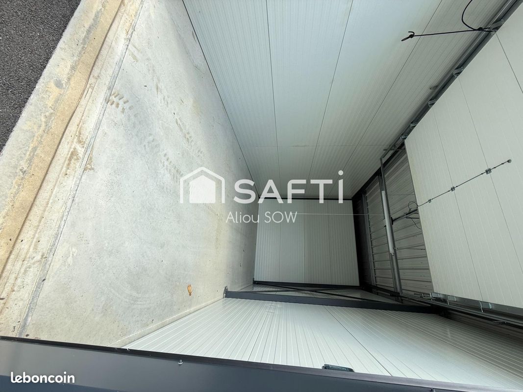 Parking/box 196 m² AIFFRES (image 1)