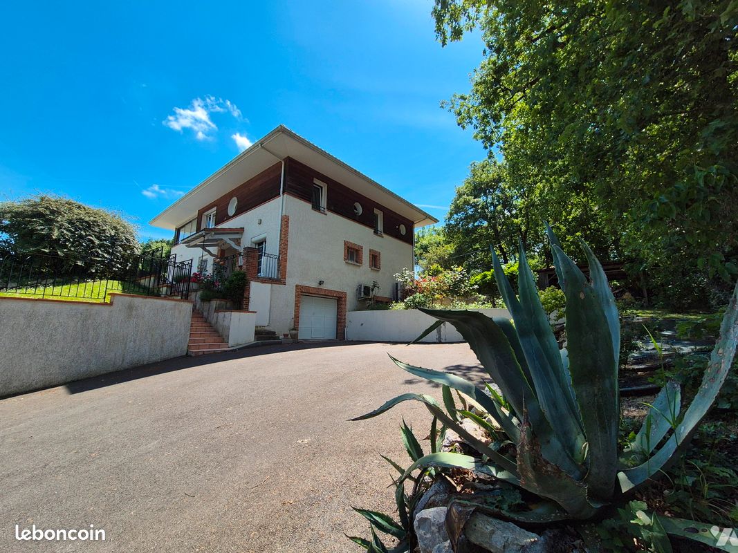 Maison 8 pièces 215 m² · à Merville · 215 m² · 549 500 €