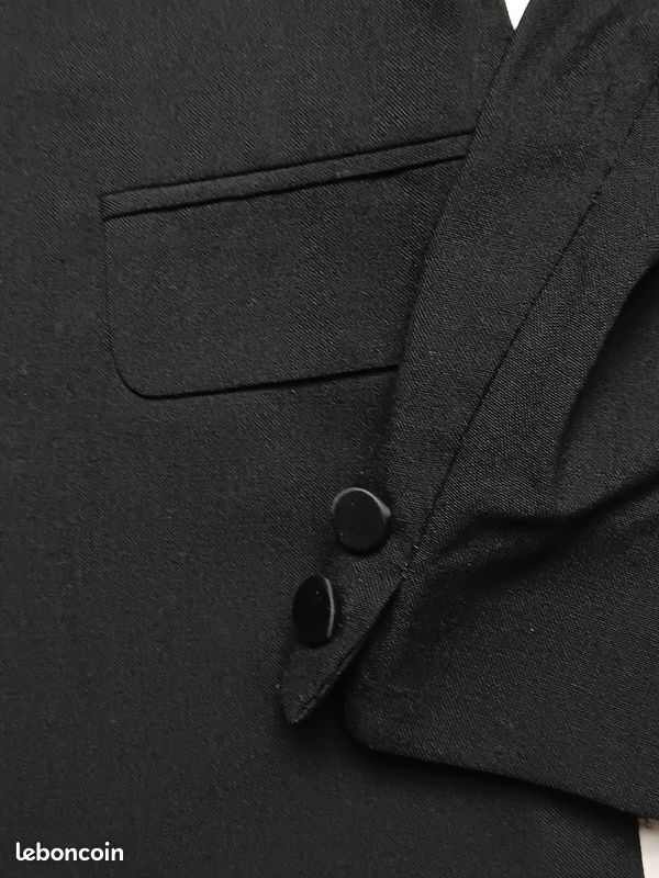 Dolce & Gabbana Ceinture en cuir noir avec boucle en forme de cœur, taille 90/36 ref.1604808 - Joli Closet