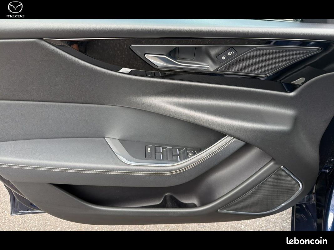 Jaguar XE P250 R-Dynamic SE BVA8 (image 12)