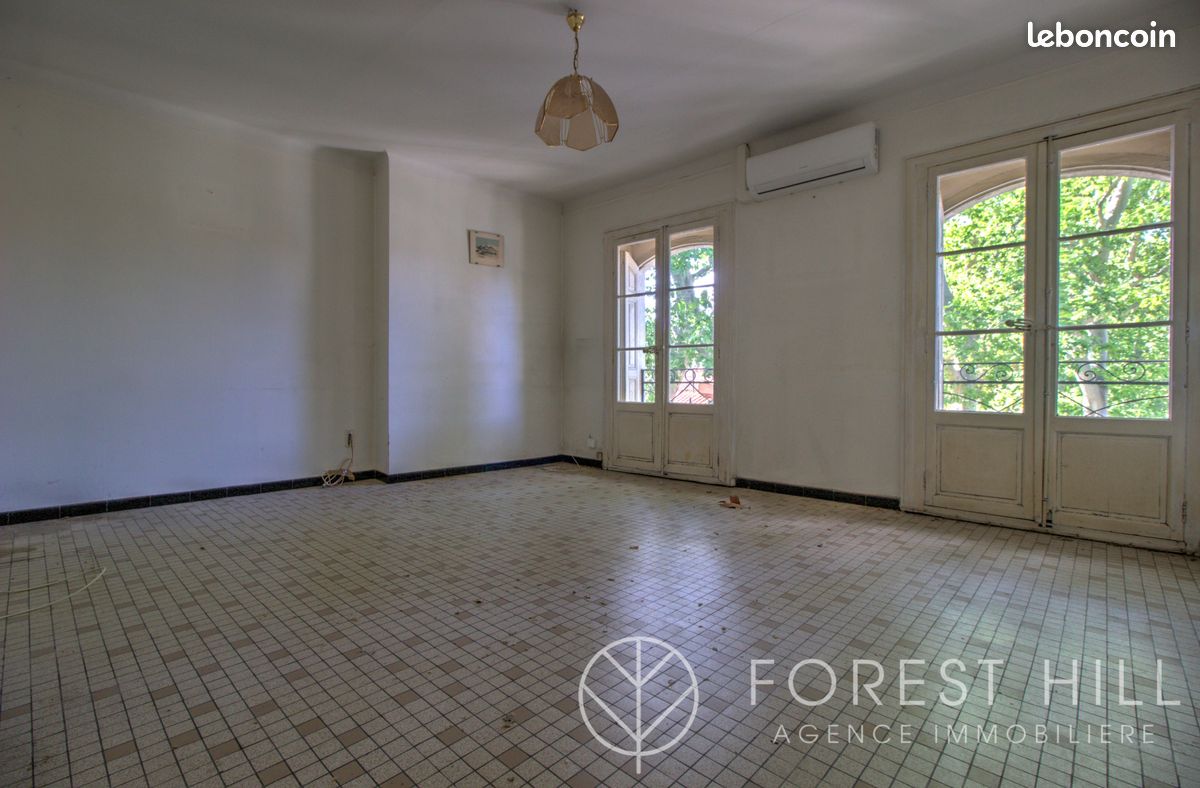 Appartement 3 pièces 74 m² · à Céret · 74 m² · 137 000 €