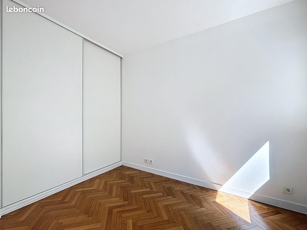 Appartement a louer bourg-la-reine - 3 pièce(s) - 76 m2 - Surfyn