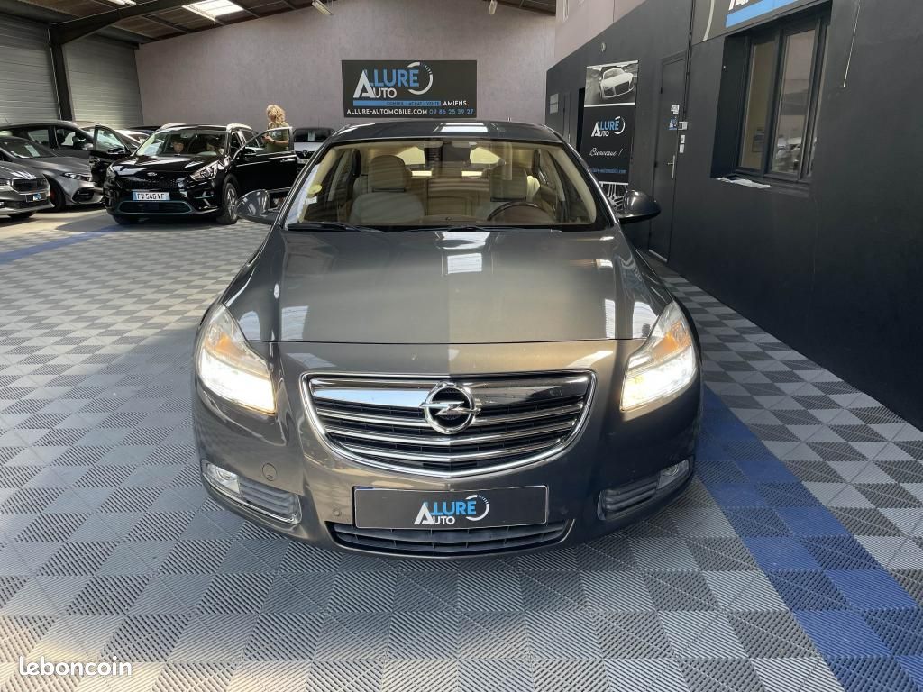 OPEL INSIGNIA 2.0 CDTI 160 COSMO - Sieges électriques / Radars / Bluetooth (image 7)