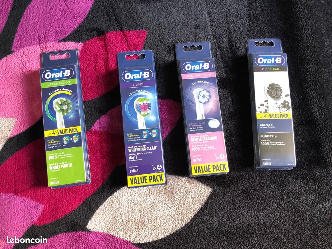 1 pack de 4 brossette oral B tout neuf jamais ouvert 4 modèles au choix  Possible de me déplacer - Électroménager