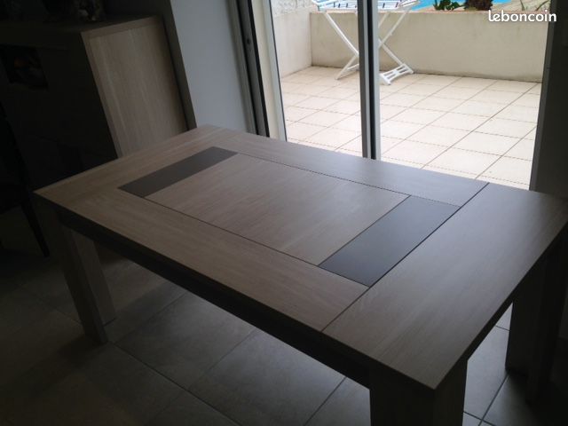 Table de salle à manger (image 2)