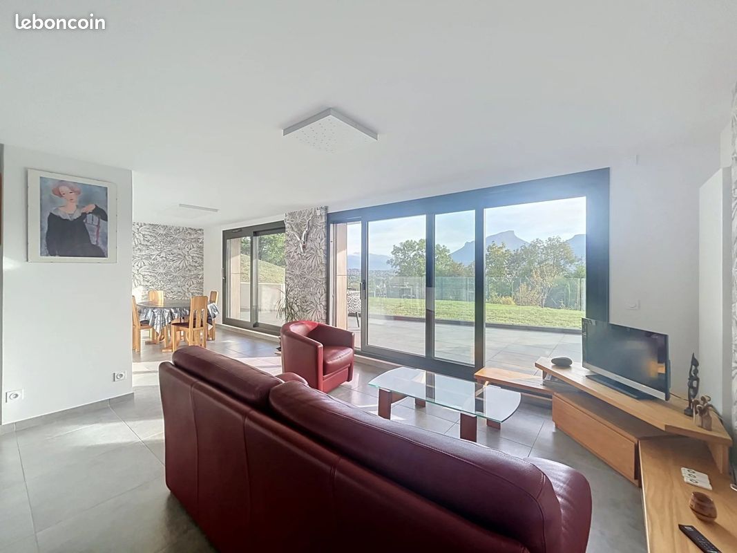 Appartement 4 pièces 100 m² · à Saint-Alban-Leysse · 100 m² · 499 000 €