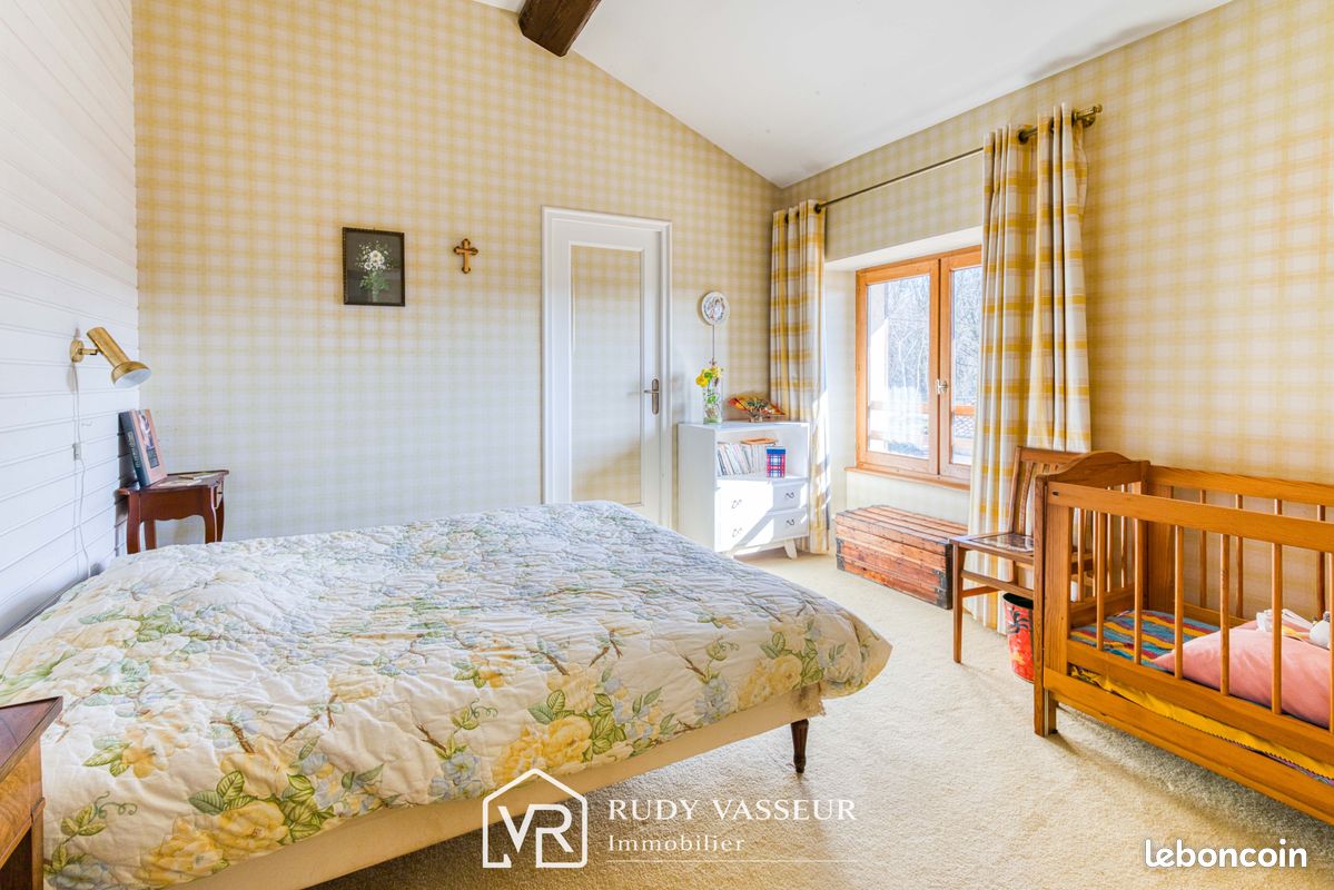Propriété 12 pièces 465 m² (image 17)