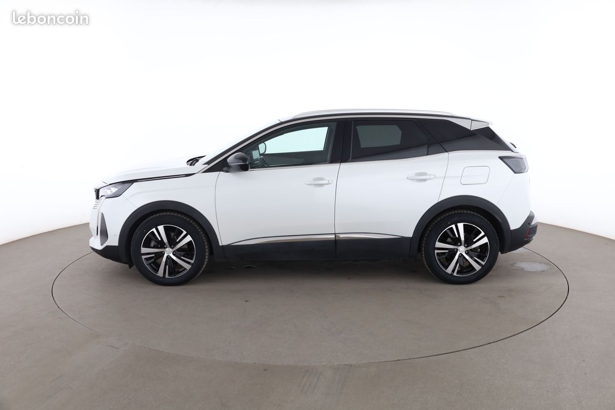 Peugeot 3008 1.6 Hybrid4 GT e-EAT8 300 ch (image 11)