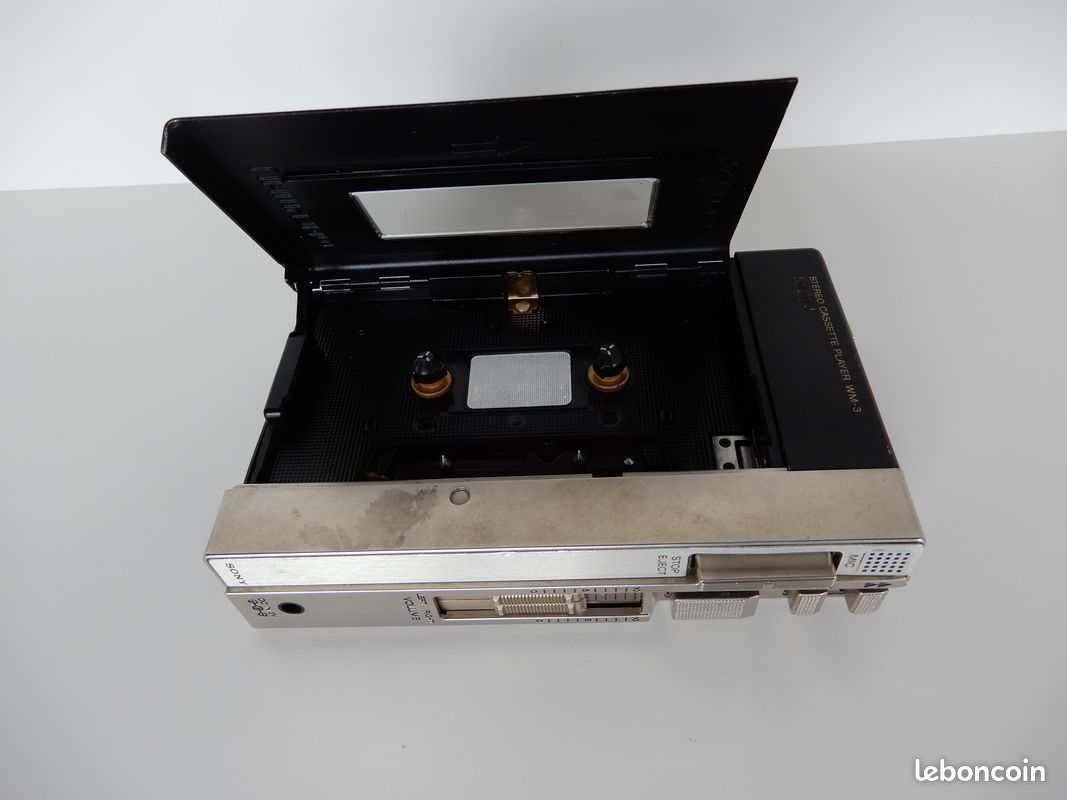 VINTAGE WALKMAN SONY WM-3 Walkman Deluxe - Restored - Stereo Cassette