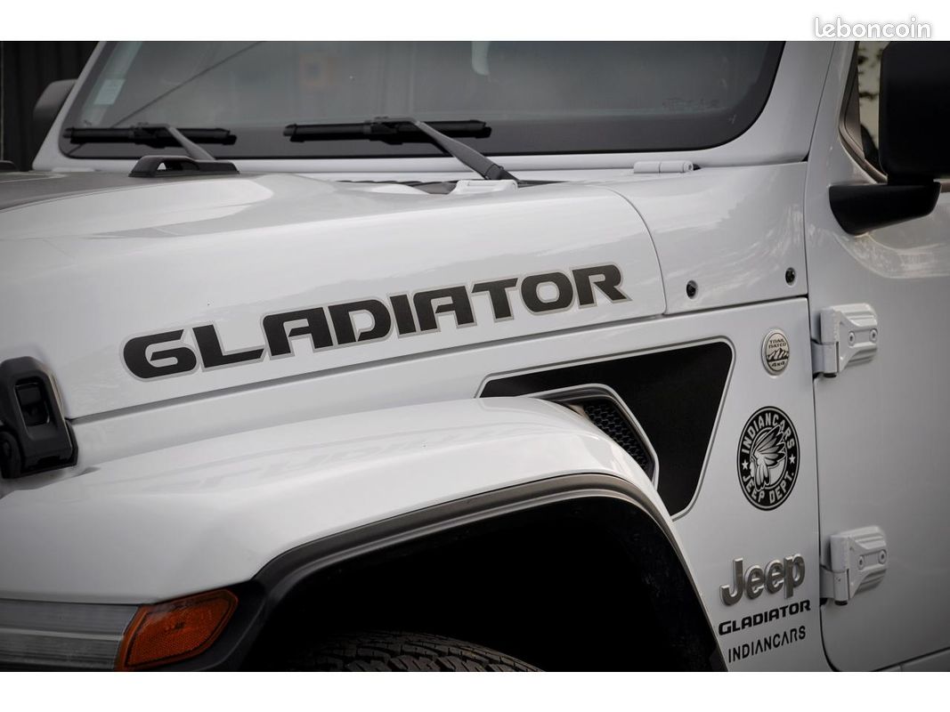 JEEP GLADIATOR 3.0 V6 MultiJet - 264 - BVA PICK UP DOUBLE CABINE Overland Launch Edition (image 10)