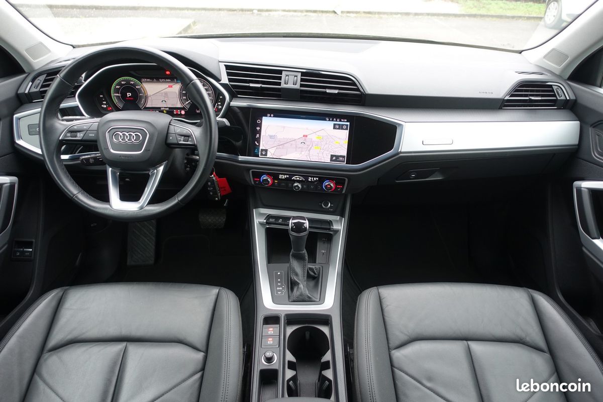 Q3 Sportback 45 Tfsi e S-Tronic 245ch Hybride Rechargeable Virtual cockpit/Cuir chauffants/Gps Europe/Caméra/Carplay/Hayon électrique/1*Main/Garantie 12 mois (image 7)