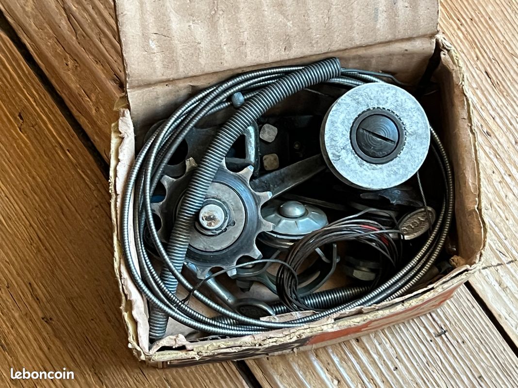 REAR DERAILLEUR ARRIERE Cyclo Route A Chainette Velo 1950 1960 Old Bike EUR 35,00 - FR