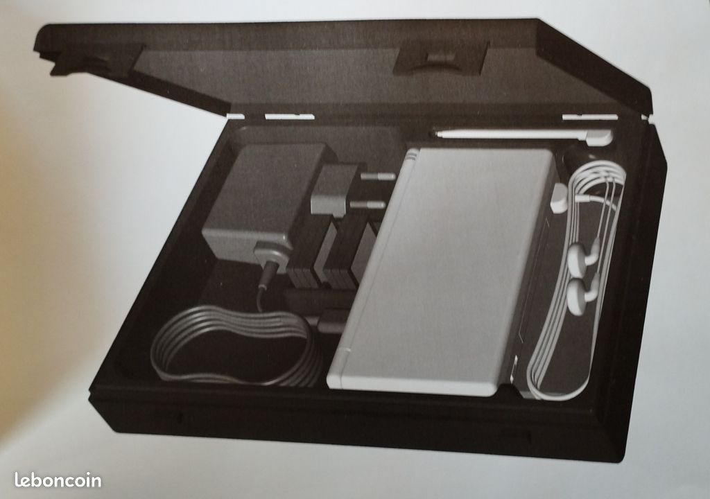 Coffret de transport pour DS Lite ( housse, pochette, étui ) (image 1)