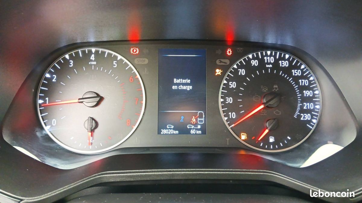 Renault clio tce 90 equilibre (image 14)