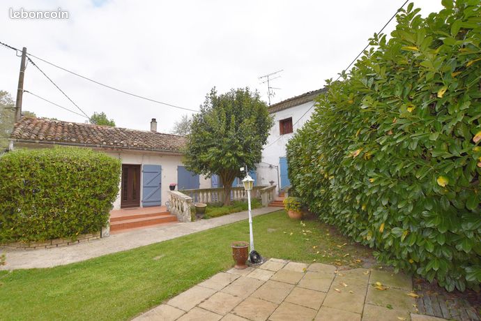 Maison 7 pièces 232 m²