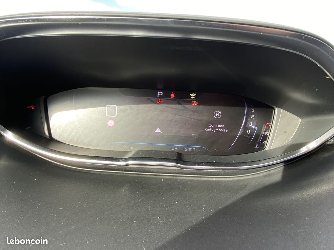 Peugeot 3008 1.5 BLUEHDI 130CH S&S ALLURE PACK EAT8 (image 18)