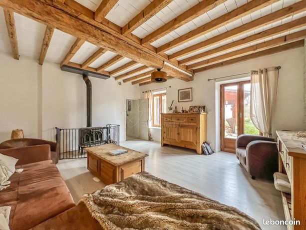 Maison 8 pièces 162 m²
