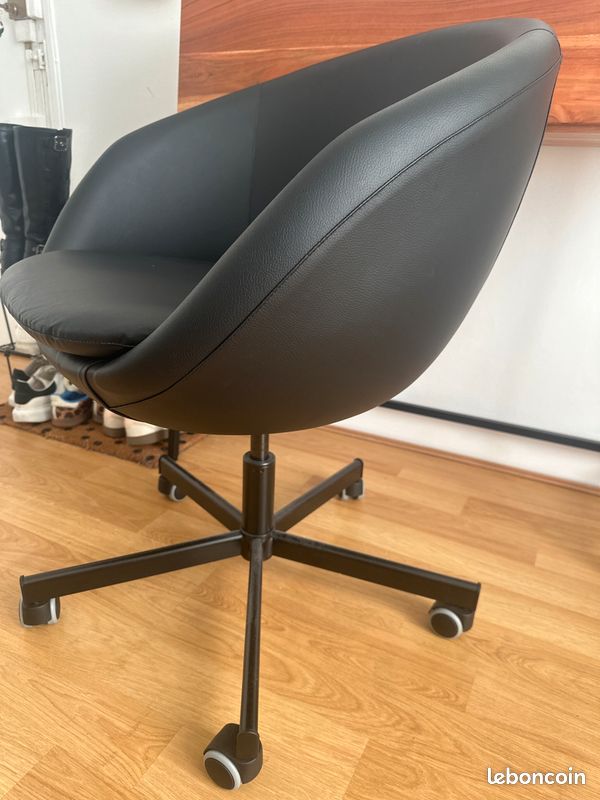 Chaise de bureau noire Ikea pivotante - Très bon état - Paris 18 (image 2)