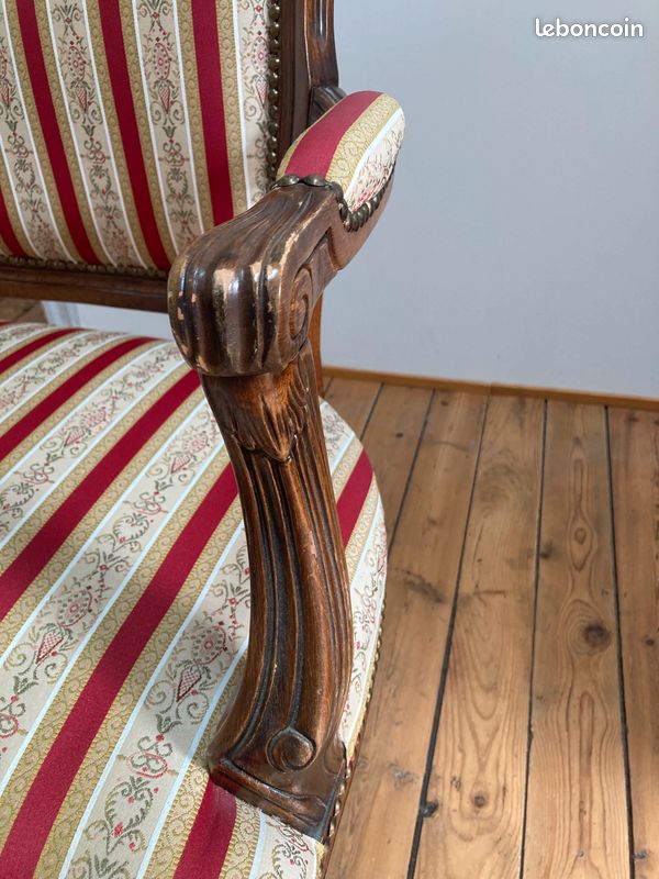 Banquette ancienne 2 places style Louis XV – bois sculpté – très bon état (image 2)