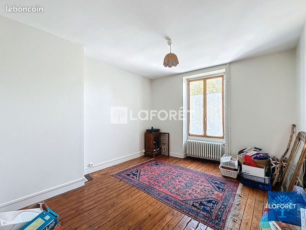 https://img.leboncoin.fr/api/v1/lbcpb1/images/3c/cb/48/3ccb48f57cfc26197d750f0dce22f71796afdbe0.jpg?rule=ad-image