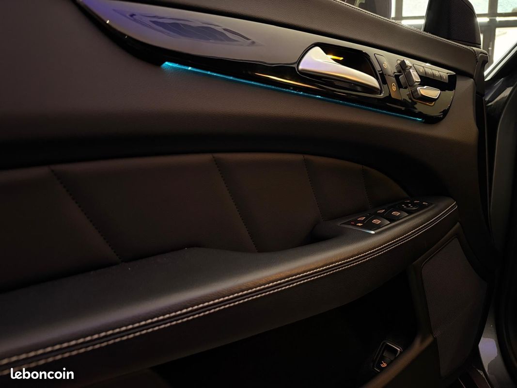MERCEDES CLASSE CLS COUPE AMG 350d 260ch V6 3.0L 4MATIC BVA9 ANALOG CLOCK (image 19)