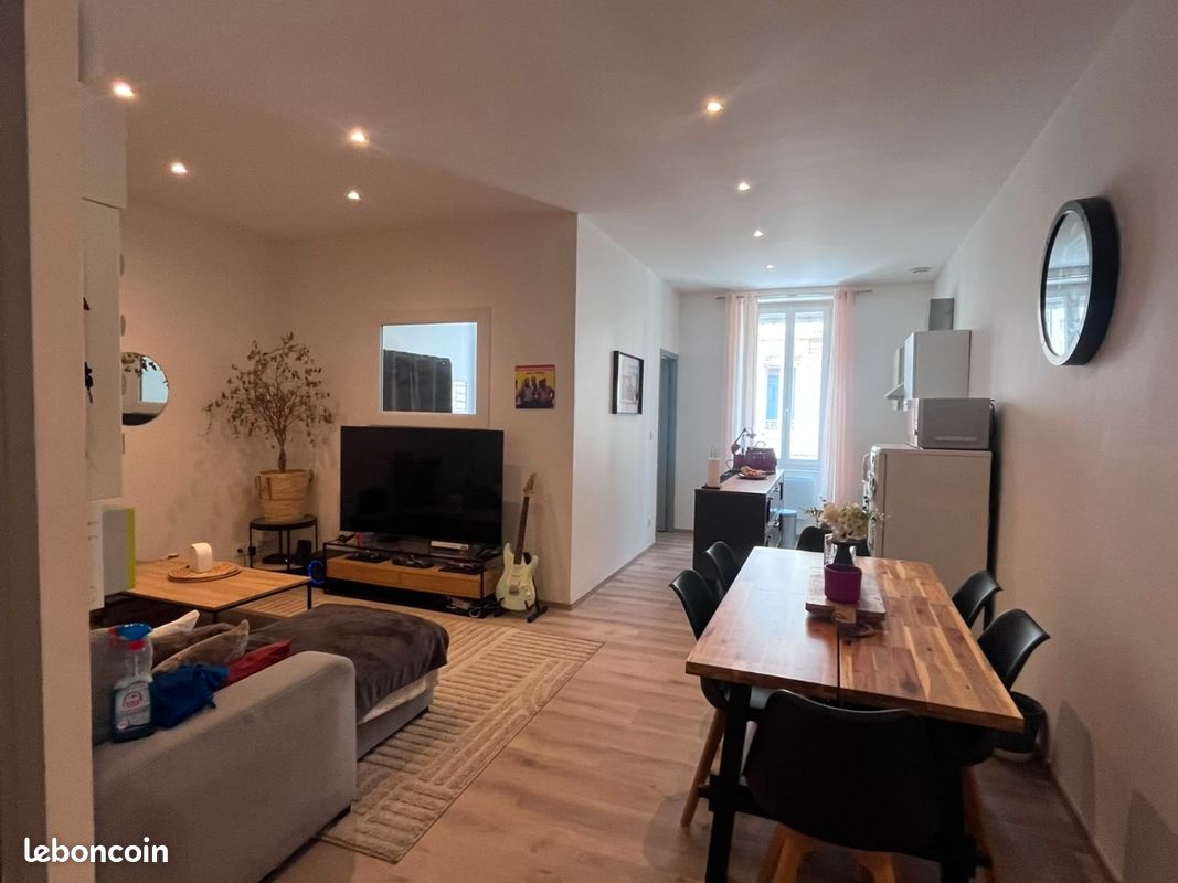 Appartement 2 pièces 46 m² · à Romans-sur-Isère · 46 m² · 94 000 €